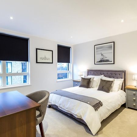 2 Bed Property Close To Heathrow Airport Hounslow Exterior photo