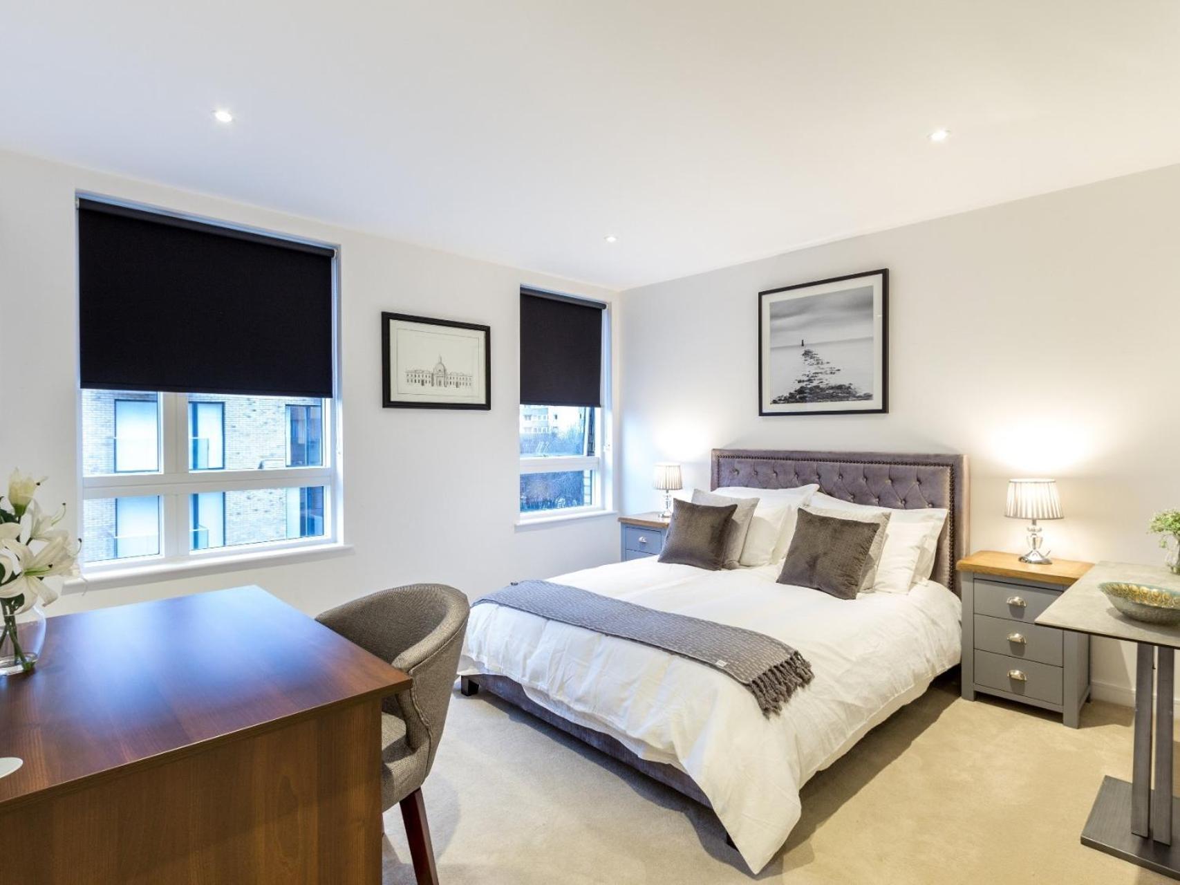 2 Bed Property Close To Heathrow Airport Hounslow Exterior photo